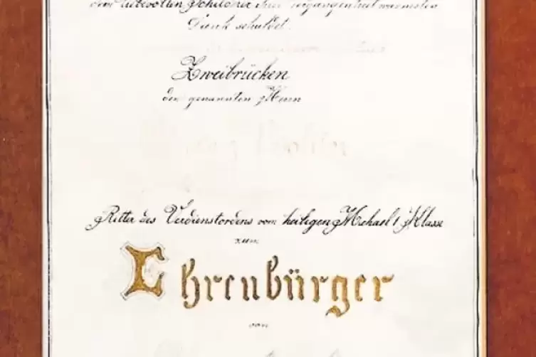 Das Ehrenbürgerdiplom von 1888 für den königlichen Oberlandesgerichtsrat a.D. Ludwig Molitor ist im Original zu sehen.