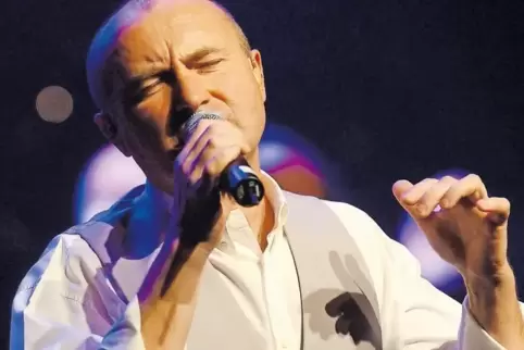 Mit Phil Collins zum „Home by the Sea“: Auf einem leiernden Walkman hilft seine Musik, die Tortur einer weit über 40-stündigen Z