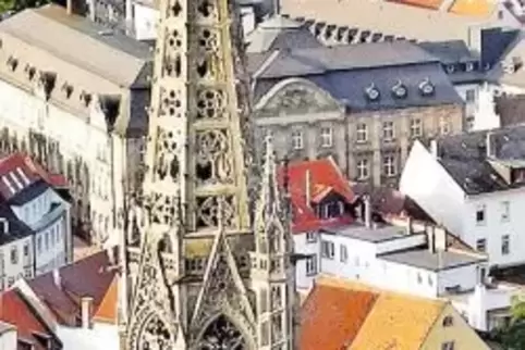 Höhepunkt: Die Führung endet auf dem Turm der Kirche. Schwindelfrei sein hilft.