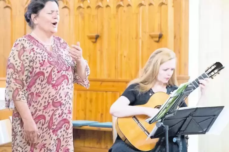 Boten ein anspruchsvolles Konzert, das ein größeres Publikum verdient gehabt hätte: Oboistin Petra Fluhr, die auch einen Gesangs