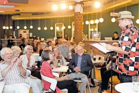 „Blaukraut bleibt Blaukraut un Rathausplatz bleibt Rathausplatz“: Autor, Regisseur und Schauspieler Thomas Metzler gibt seinen S