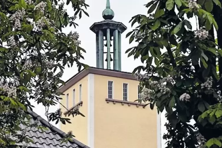 Soll zum Dorfjubiläum schön sein: der Wasserturm in Altrip.