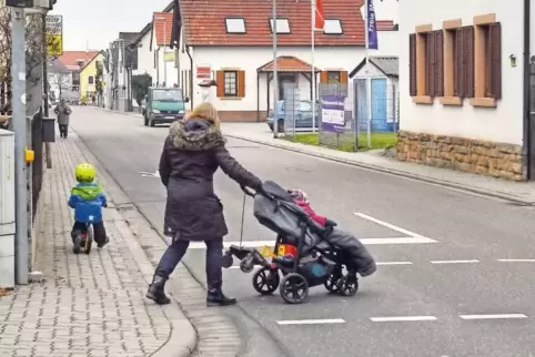 Eine Bedarfsampel wie in der Haßlocher Straße wünscht sich die Meckenheimer FWG-Fraktion auch in der Hauptstraße.