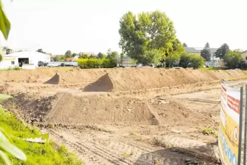 Häuser und zusätzlich ein Supermarkt? Wie das Baugebiet an der Jakob-Böshenz-Straße zukünftig aussehen soll, darüber berät der G