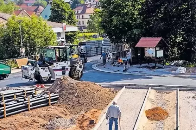 Die Ortsdurchfahrt wird Hornbach auch 2018 beschäftigen. Der erste Abschnitt samt Einmündung in den Butterweg (Foto) wurde diese