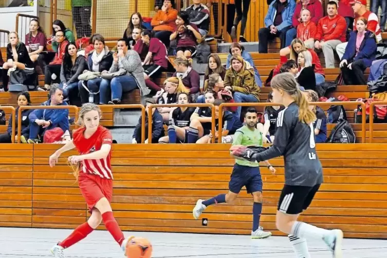 Ihr Team wurde Gruppenletzter bei den C-Juniorinnen, hatte aber trotzdem Chancen wie die von Julia Lynn Pace von US Youth Soccer