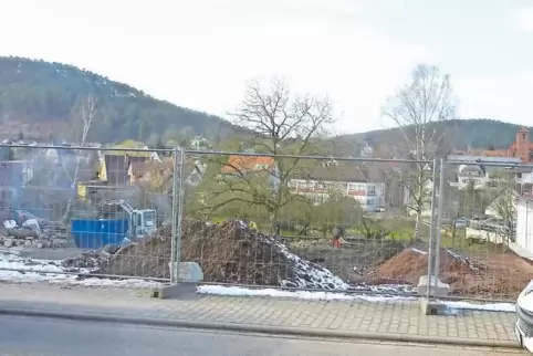 Der Gemeinderat Hauenstein gab seine Einwilligung zu einem privaten Bauvorhaben in der Burgstraße. Damit wird neben dem neuen Ed