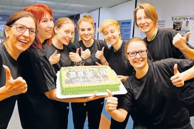 „So gut waren wir noch nie“: Die KVG-Meistermannschaft mit Andrea Buch, Katharina von Krog, Ronja Hafke, Michelle Hecht, Jana Le