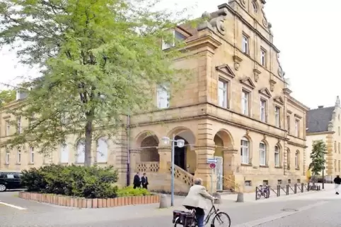 Der nach der Flucht begonnene Umbau der Arrestzelle im Speyerer Amtsgericht (Foto) soll in dieser Woche abgeschlossen werden.