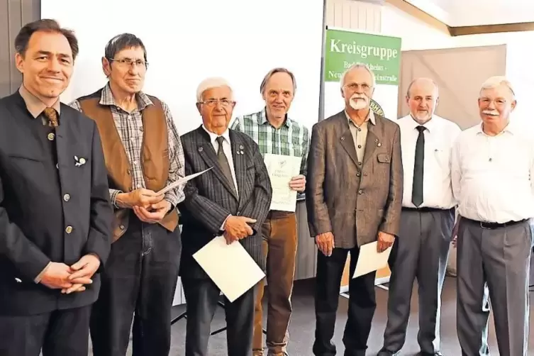 Sie jagen seit Jahrzehnten: Dieter Janson, Friedrich-Wilhelm Hennecke, Werner Schneider, Rainer Steuerwald, Karl Borner (40 Jahr