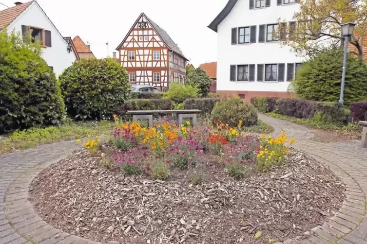 Der Luitpoldplatz in Hagenbach wird von Bürgern gepflegt.