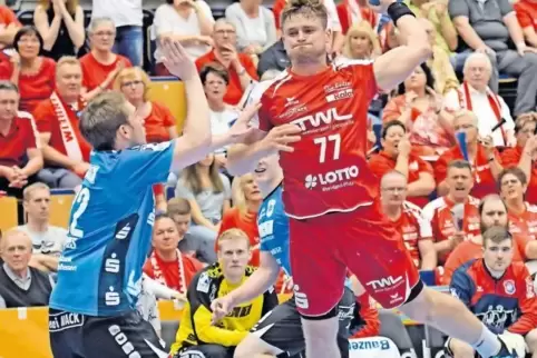 Überragend: David Schmidt war mit neun Toren der beste Eulen-Spieler gestern gegen Hüttenberg.