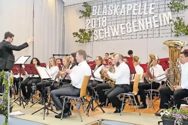 Die Musiker hatten sich intensiv auf das Konzert vorbereitet, unter anderem mit einem Probenwochenende in Bingen.