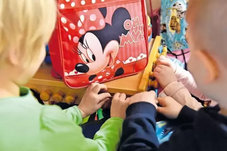 Damit in den Kitas genug Plätze und Kapazitäten bereitstehen für die zu erwartenden Kinder, muss Jahr für Jahr ein „Kindertagess