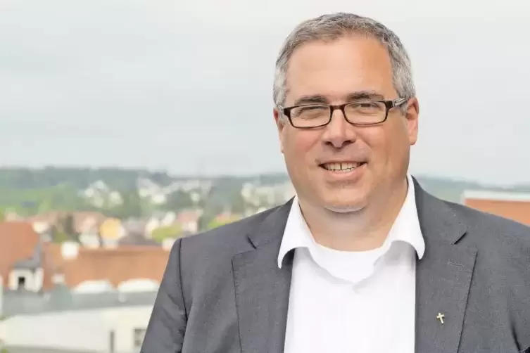 „Herz und gute Nerven“ bringt Andreas Sturm für sein neues Amt mit.