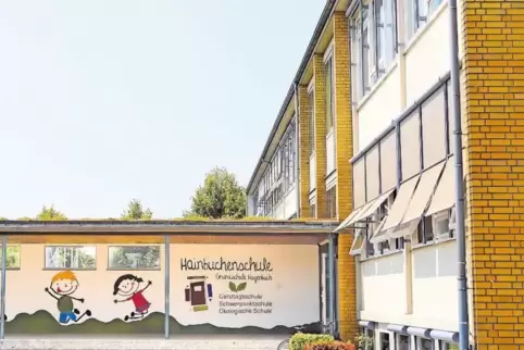 Auch die Grundschule wird in die Überlegungen um die künftige Nutzung des Hauptschulgebäudes einbezogen.