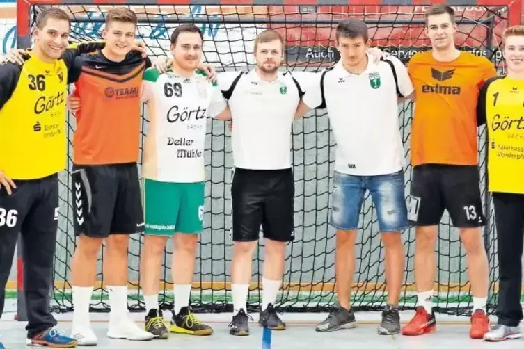 Die neuen Hoffnungsträger beim TV Hochdorf: Roko Peribonio, Patrick Müller, Kai Zimmermann, Trainer Steffen Christmann, Marco Ki