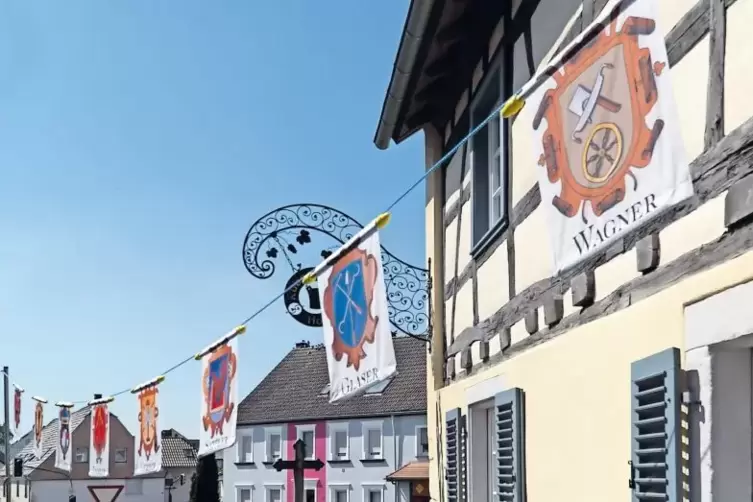 Kübelberg ist vorbereitet für den Mittelaltermarkt, mit dem am Wochenende 1000 Jahre Marktrechte gefeiert werden.