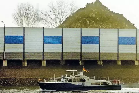 Auf Mannheimer Seite: die Lärmschutzwand .