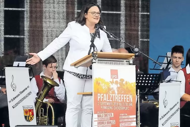 SPD-Bundesvorsitzende Andrea Nahles warnt vor dem „rechten Mob“.