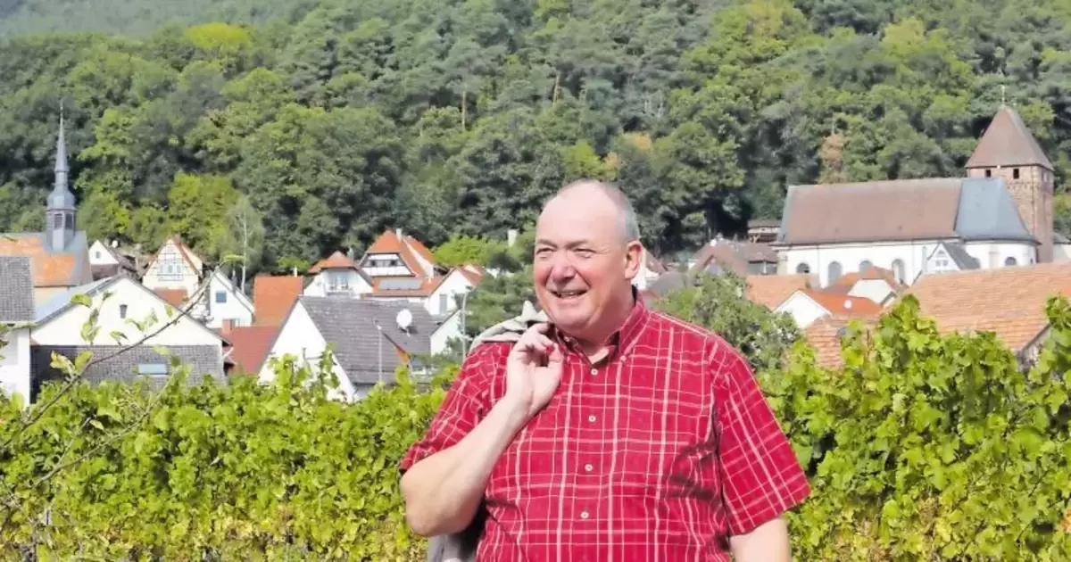 Beigeordneter Bringt Sich In Position Kreis Südliche Weinstraße Die Rheinpfalz 