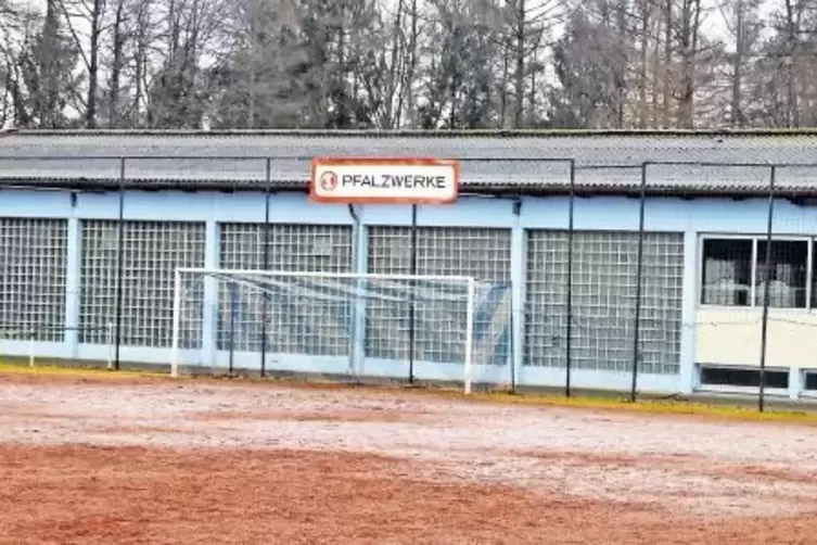 Die gute Verkehrsanbindung über die A 62 macht die Sporthalle des SSV Höheinöd zu einem guten Standort für das Projekt.