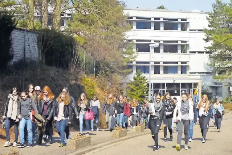 Soll auf den Kirchberg umziehen: Das Hugo-Ball-Gymnasium war ein Streitthema am Dienstag.