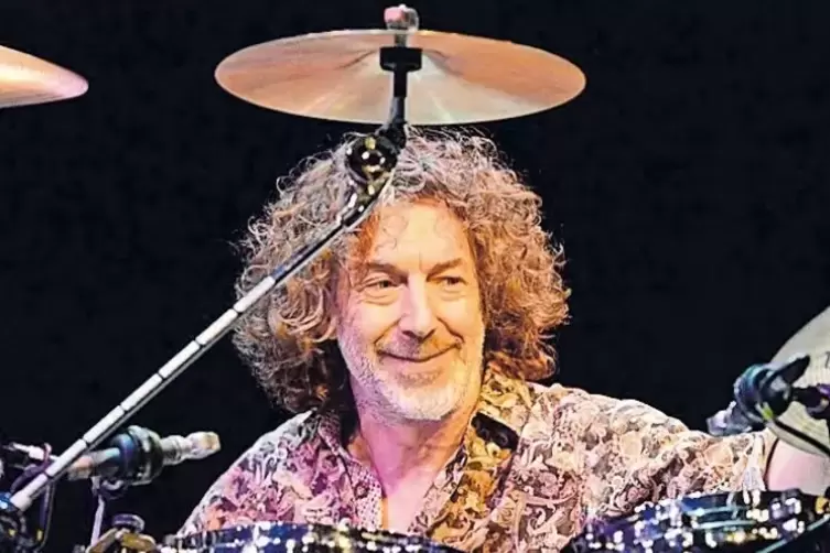 Schlagzeuger-Legende Simon Phillips.