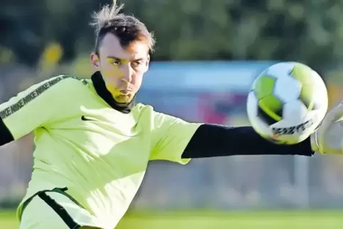 Heßheims Keeper Patrick Rößel musste in den vergangenen Wochen öfter als üblich hinter sich greifen.