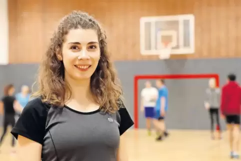 Montags zum Training in der Pestalozzihalle in der Vincentiusstraße Speyer: Kendra Meisenheimer.