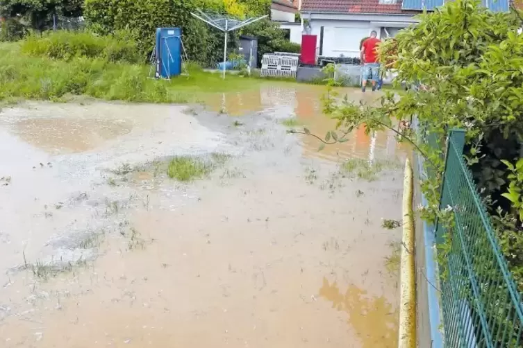 Überflutungen nach Unwettern gab es auch schon in der Verbandsgemeinde Kirchheimbolanden: Diese Aufnahme stammt aus Orbis im Jah