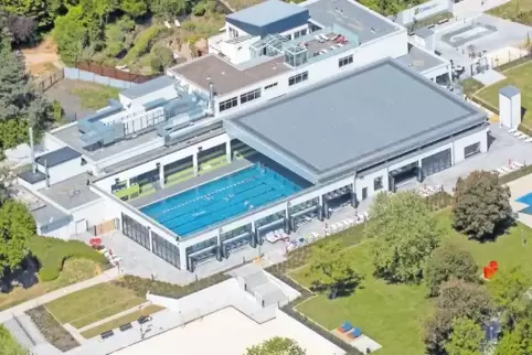 Das vor knapp zwei Jahren eröffnete Cabriobad Leiningerland: Eine Quersubvention zur Bewältigung des Defizits des Schwimmbads gi