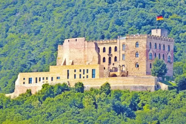 Festakt: Im Hambacher Schloss wird das Jubiläum groß gefeiert.