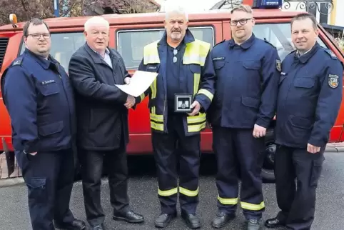 Thomas Werrmann (Mitte) mit (von links) Michael Schreiber, Helmut Brand, Torsten Schlemmer und Thilo Bernhard.