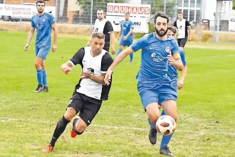 Zuletzt geschont: Friedelsheims Marco Bartnik (links).