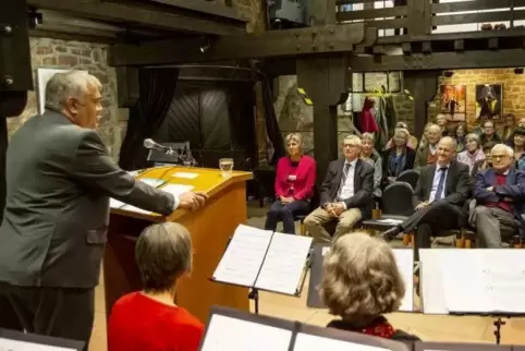 Wünschte sich für die EU mehr Vertrauenskapital: der Festredner und Politikwissenschaftler Professor Marcus Höreth.  Foto: VIEW