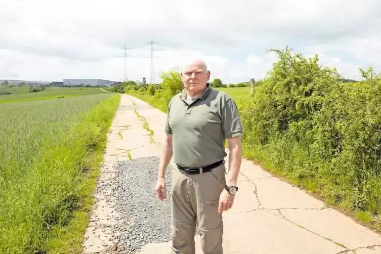 RHEINPFALZ-Leser Jürgen Heinz befragte die Spitzenkandidaten zur Stadtratswahl zu ihrer Meinung zur Erweiterung des Industriegeb