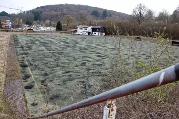 Das ehemalige Sportgelände bei Diedelkopf soll Campingplatz werden.  Foto: Sayer