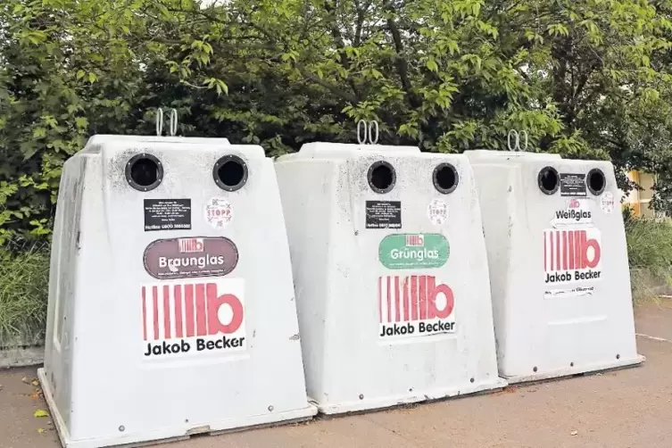 Wer künftig Altglas loswerden möchte, muss zu Containern fahren, etwa auf den Parkplatz der Sport- und Freizeithalle in Kindenhe