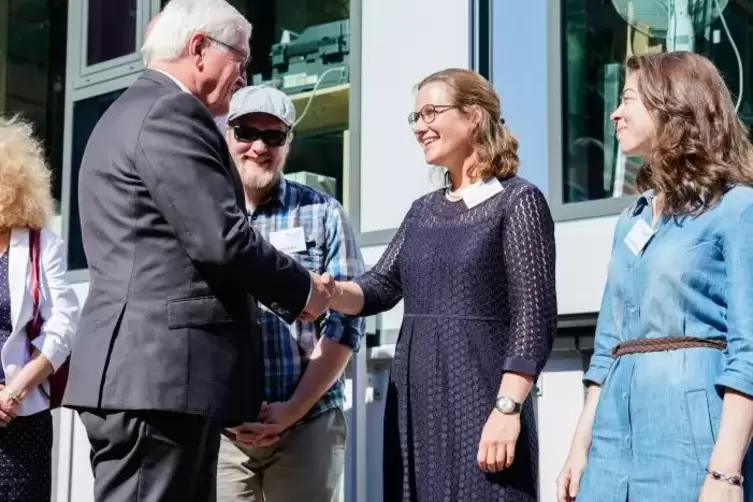 Steinmeier traf in Heidelberg auch Studierende. Foto: dpa