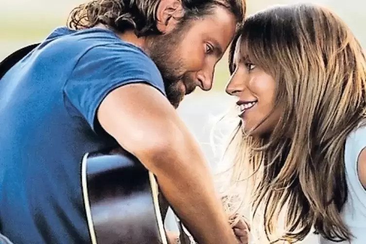 Lady Gaga mal ganz anders in „A Star Is Born“ an der Seite von Bradley Cooper.