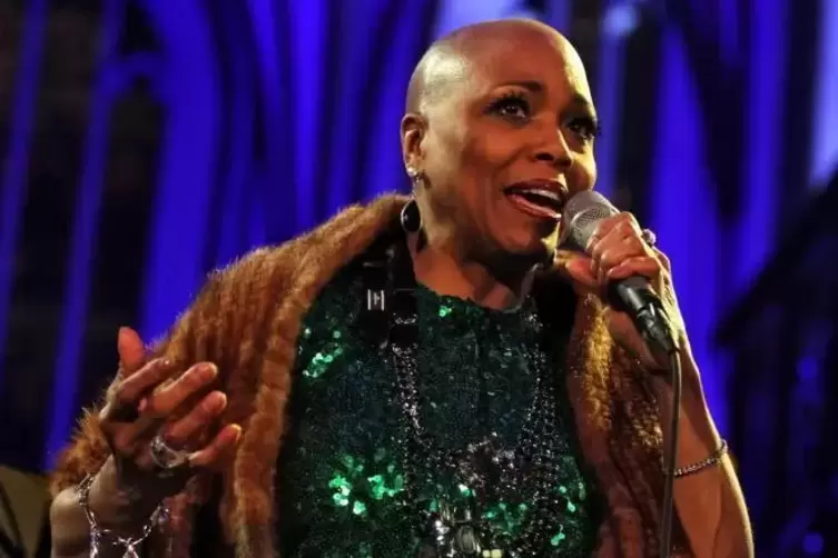 Ein Star zu Gast: Dee Dee Bridgewater. Foto: DPA