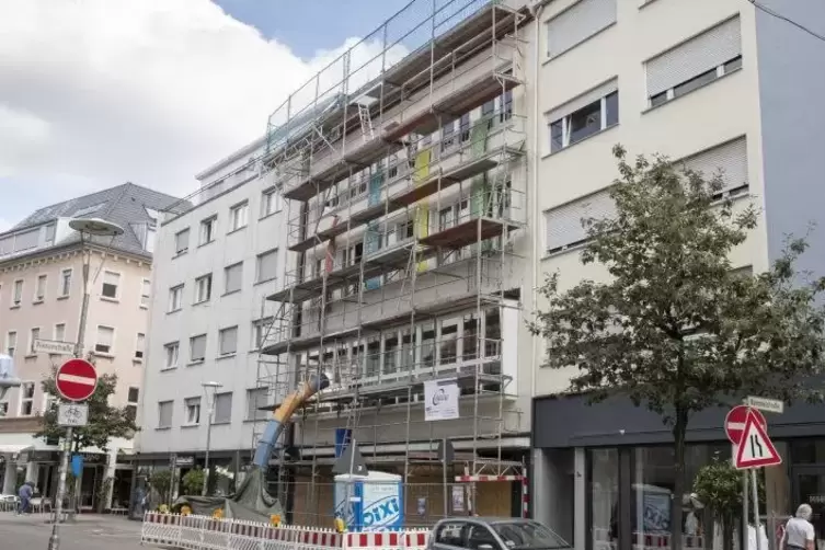 Das Gebäude in der Eisenbahnstraße 3 wurde komplett entkernt.  Foto: VIEW