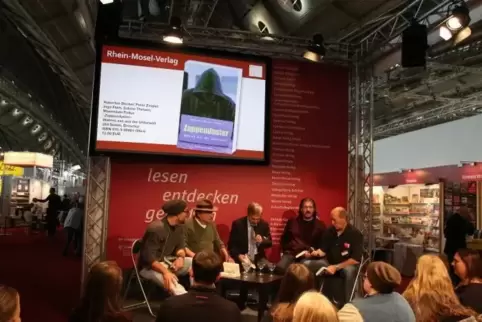 Buchmesse 2017: Der Rhein-Mosel-Verlag, der zum Verlags-Karree gehört, präsentierte auf dem „Podium Rheinland-Pfalz“ einen Erzäh