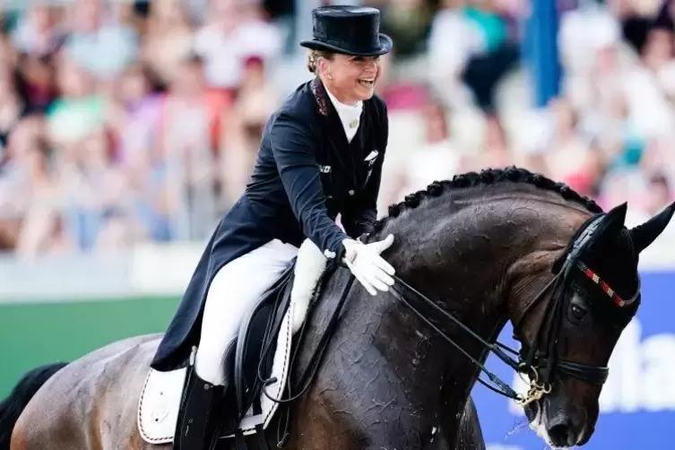 In Aachen vor zwei Wochen in Topform: Dorothee Schneider und ihr Wallach Showtime, mit dem sie 2016 in Rio olympisches Teamgold 