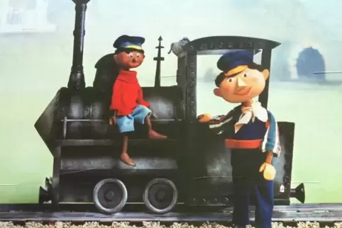 Schon Jims und Lukas’ Dampflok Emma von der Augsburger Puppenkiste war beim Fahren nicht auf Schienen angewiesen. Archivfoto: BB