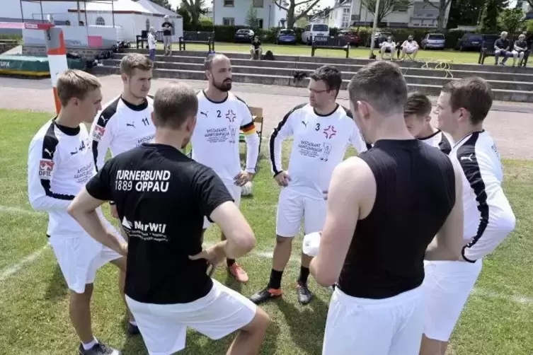 Der TB Oppau I (hier ein Bild aus dem Spiel gegen Dörnberg) muss in der kommenden Runde in der Verbandsliga spielen. ARCHIVFoto: