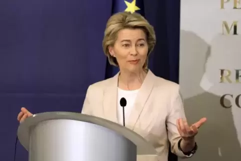 Die gewählte Kommissionspräsidentin Ursula von der Leyen schlug ein Team aus 13 Frauen und 14 Männern vor.  Foto: picture allian