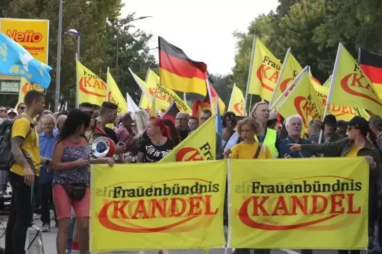 Demonstration des rechten Frauenbündnisses in Kandel.