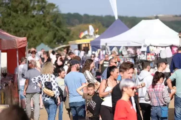 Das Fest zieht neben Besuchern aus der direkten Umgebung auch viele Saarländer und auch Amerikaner an.